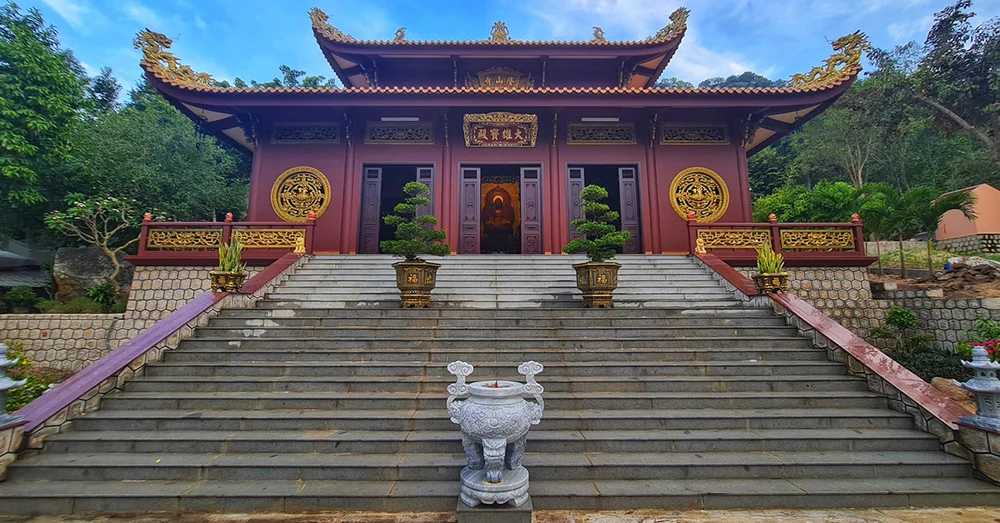 Hồ Đá Đỏi Tà Pạ